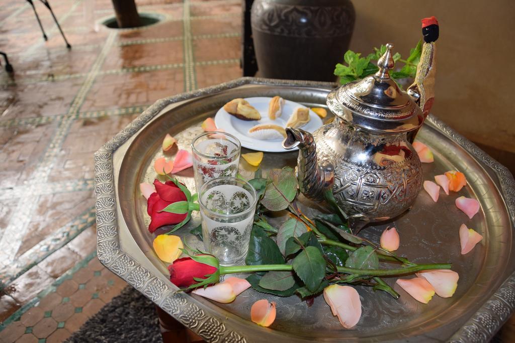 Riad Granvilier Marrakesh Bagian luar foto